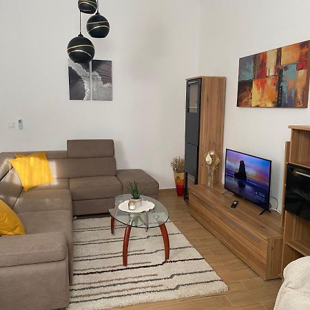 Apartman Andela Pula Centar Екстериор снимка